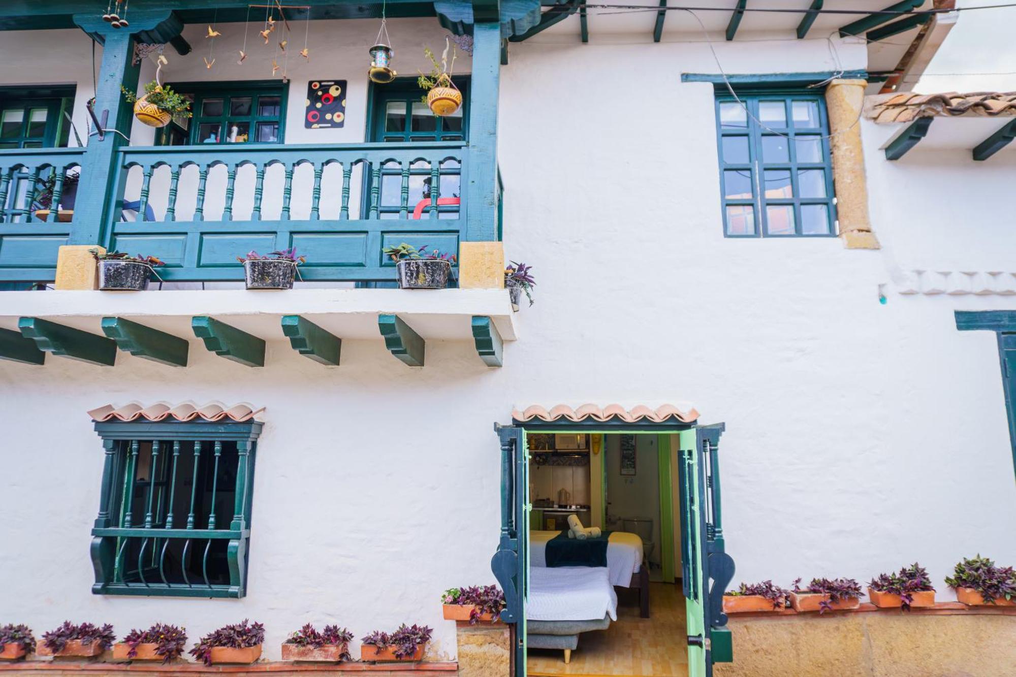 Apartamentos Y Habitaciones Le Colibri - Villa De Leyva Exterior photo