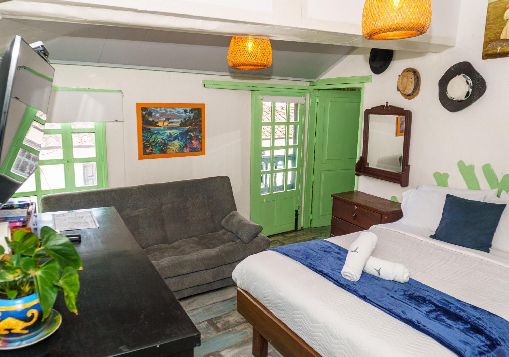 Apartamentos Y Habitaciones Le Colibri - Villa De Leyva Exterior photo